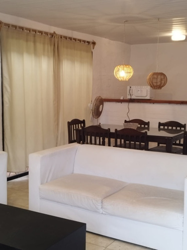 Alquiler Casa Piriapolis 5 Personas Con Parrillero 125 Dolares X Dia Playa 2 Cuadras