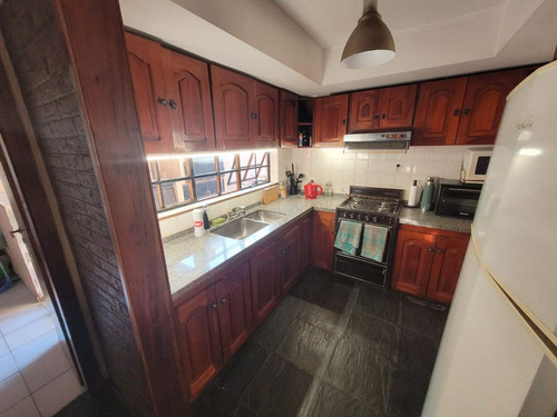 Chalet En Zona Residencial En Banfield Oeste 6 Amb