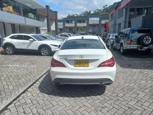 Imagen 4 de 9 de Mercedes-benz Clase Cla 2017 1.6