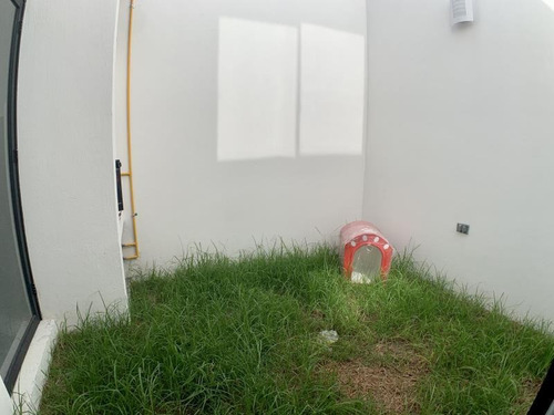 Imagen 11 de 12 de Casa Sola En Venta Priv. Sol De Zerezotla En Cholula. 2 Niveles. Nueva Y Equipada.