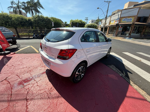 Chevrolet Onix 1.4 Ltz 5p