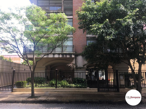Imagen 2 de 8 de Venta Cochera En Alem 100 - San Isidro