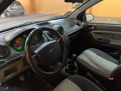 Ford Fiesta Ambiente 1.6 Nafta Con Gnc Modelo 2008