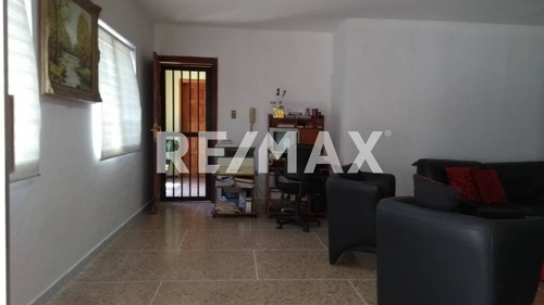 Imagen 4 de 18 de Liliana Martinez Remax Casa En Venta En Urb. Trigal Norte Cd 134343