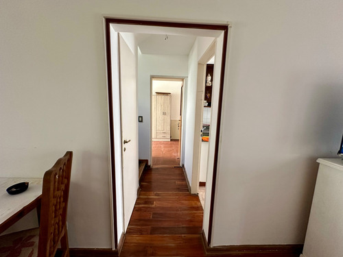 Casa En Venta En Martínez 5 Ambientes Con Cochera Y Jardín