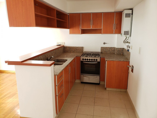 Imagen 6 de 24 de Venta 2 Amb C/balcón Cocina Baño Cochera Fija En Coghlan