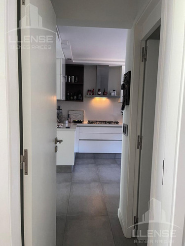 Casa En Venta 5 Ambientes Quilmes Residencial