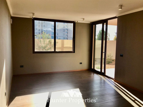 Departamento 2d, En Primer Piso, Con Patio En Venta En Talca