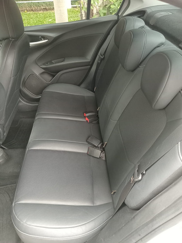 Fiat Cronos 1.8 16v Precision