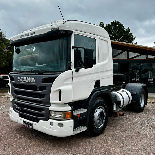 Scania P360 4x2 2014 Automática