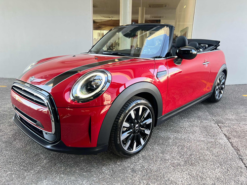 Mini Cooper Convertible Iconic 2024