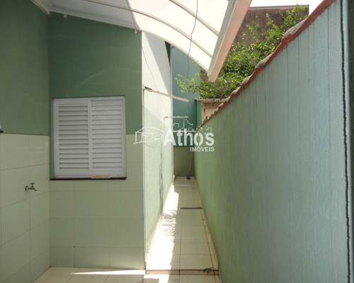 Sobrado Piso Superior 1 Suíte, Com Varanda E Área Gourmet Com Churrasqueira, Wc. Térreo 2 Dormts., Wc. Social, Sala, Cozinha Planejada, A.s., 2 Vagas - Sb00629 - 69029587