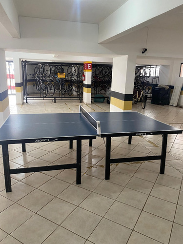 Apartamento 2 Dormitórios (1 Suíte) Em Ótima Localização!