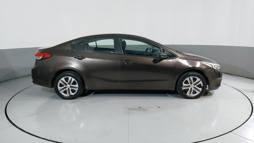 Kia Forte 2.0 Lx Mt