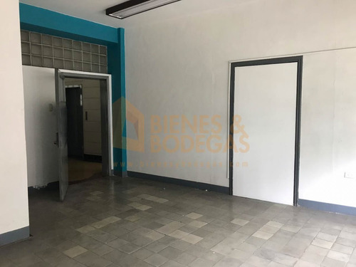 Oficinas En Arriendo La Candelaria 643-3042