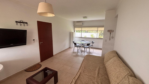Departamento 1 Dormitorio En Complejo Privado, Las Gaviotas