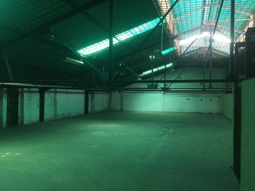 En Venta Terreno Y Galpon Avenida Nueva Granada Caracas Ys