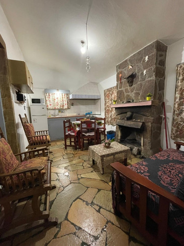Cabaña O Casa De Alquiler En Villa Serrana Hasta 4 Personas - Tv, Directv, Wifi, Piscina