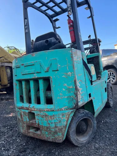 Autoelevador Tcm 2.5tn Diesel Isuzu Torre Containera Envios