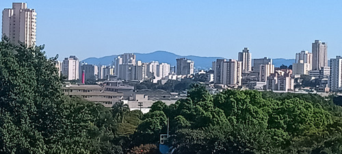 Apartamento De Dois Dormitórios Com Móveis Planejados.
