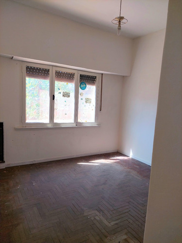 Local Comercial Mas Vivienda En Planta Alta, Boulogne, San Isidro!
