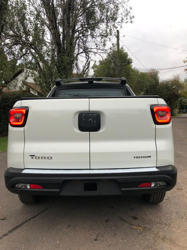Fiat Toro 1.8 Freedom 4X2 At