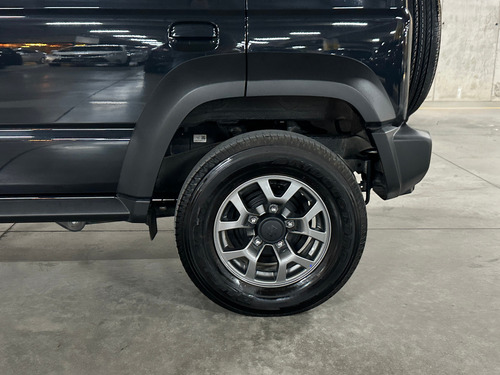 Suzuki Jimny 1.5 Glx At 5P