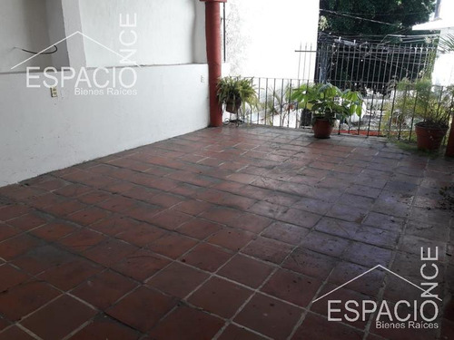 Casa Frente A Plaza Cuernavaca, Ideal Para Franquicias