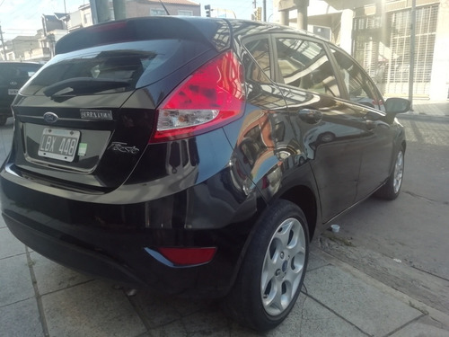 Ford Fiesta Kinetic Design 1.6 Design 120cv Titanium 2012