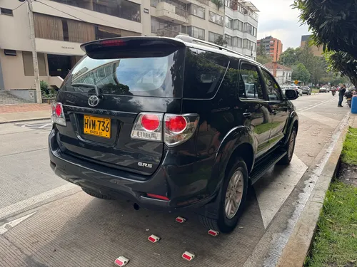 Toyota Fortuner 3.0 Sr5
