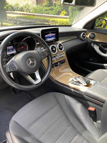 Imagen 8 de 10 de Mercedes-benz Clase C 2015 2.0 Cgi Exclusive