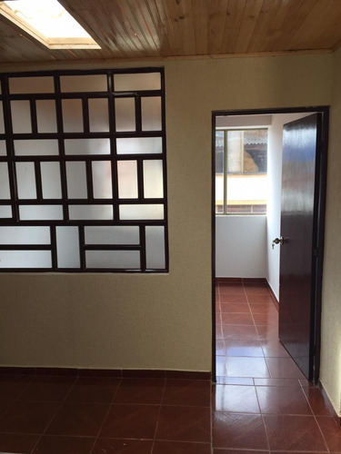 Imagen 3 de 12 de Vendo Casa En El Barrio San Jose Obrero - Engativa