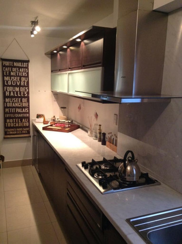 Imagen 6 de 8 de Vendo Semi-piso C/ Cochera Y Balcon Nva Cba
