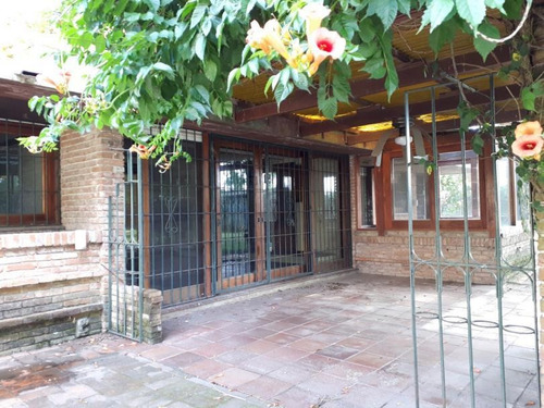 Venta Casa 4 Dormitorios Carrasco