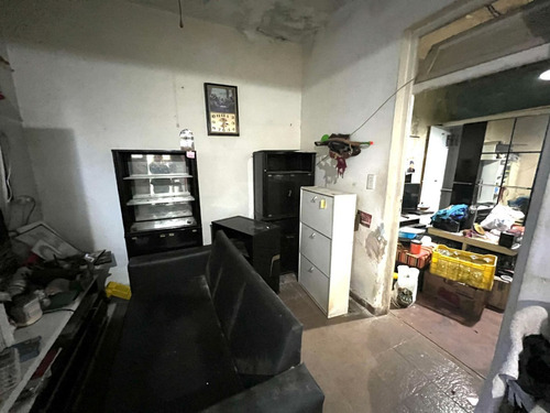 Casa 4 Ambientes Con Deposito Local Y Cochera