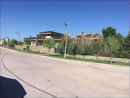 Imagen 5 de 7 de Terreno En B° Nautilus Country