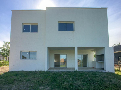 Imagen 4 de 13 de Espectacular Casa A Estrenar San Matías