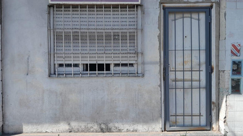 Venta De Ph Con Local Comercial / Vivienda Familiar