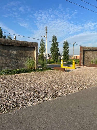Lote En Venta Barrio Estilo Campo Con Financiacion