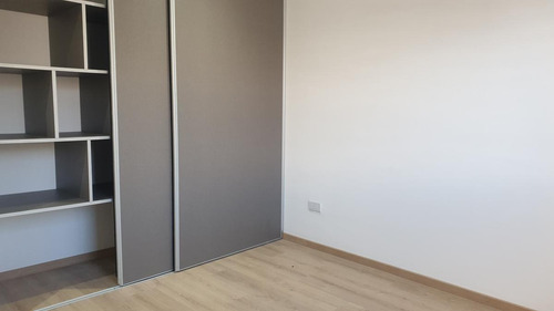 Imagen 12 de 15 de Duplex De 4 Ambientes Con Cochera En Ituzaingó Norte
