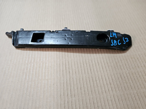 Mensula Trasera Izquierda Jac J3 2010-12 Original (Usado)