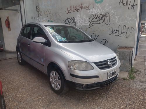 Imagen 2 de 10 de Volkswagen Fox 2008 1.6 Route 5 P