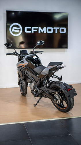 Imagen 21 de 25 de Nueva Cfmoto Nk 300 Lidermoto No Duke 390 Z400