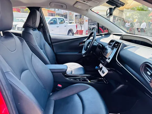 Toyota Prius 1.8 Premium Cvt