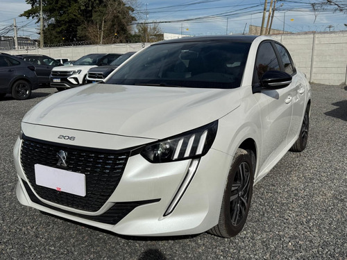Peugeot 208 1.6 Road Trip At