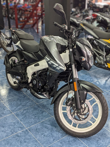 Imagen 2 de 16 de Bajaj Rouser Ns 200 0km