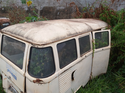 Volkswagen Kombi Corujinha Samb