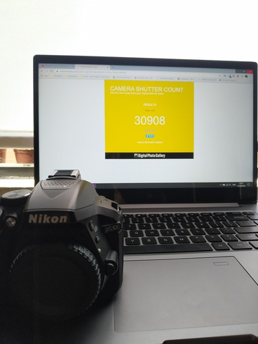 Nikon D5200 / 35mm 1.8g / 18-55mm 3.5-5.6g