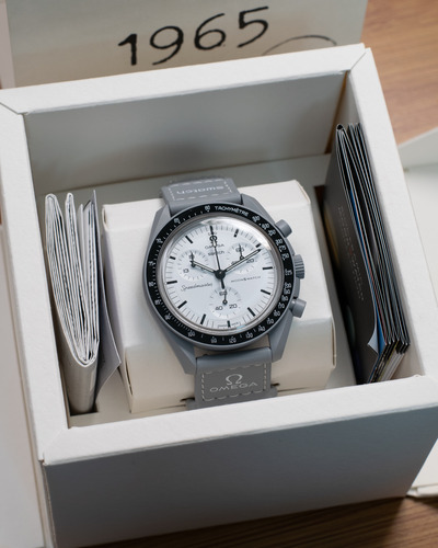 Relógio Moonswatch 1965 Omega X Swatch Speedmaster Branco Cinza Preto Branco