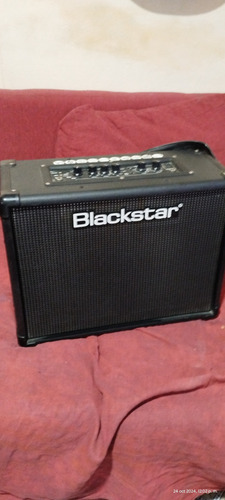 A Blackstar Id:core 40 Wts V2 Stereo Transitores Negro (Usado)